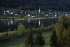 1201572_Techendorf Foto in Abendlicht Weissensee Wasserblick Panorama Naturbild grüne Berglandschaft
