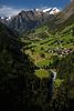 003257_Virgental Landschaft Fotografie Alpentalblick auf Prägraten Bergdörfer an Isel, grüne Bergwiesen unter Malhamkees (Gletscher) mit Malhamspitze