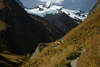 003851_ Osttirols bergige Alpenlandschaft im Umbaltal Naturfoto unter Gletscher Kees mit Wanderer Pfad