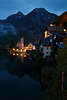Hallstatt abendliche Romantik Nachtfotos am See unter Dachstein Berg Urlaubsort Nachtlichter