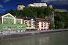 Kufstein Innufer Gasthuser am Flu Wasser unter Burg Festung Panorama