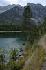 Plansee Wanderweg in Bergkulisse Naturfoto Alpensee Wasserlandschaft bei Reutte
