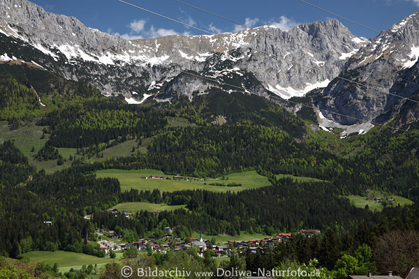 Scheffau Panorama am Fu Felsen Berge Wilder-Kaiser Alpenlandschaft Naturidyll