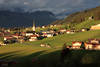 Ellmau Romantik Alpenlandschaft Abendlicht Stimmung grüne Au Sonneschein Berge