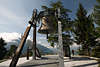 810373_ Friedensglocke des Alpenraumes Foto aus Mösern, Tiroler Ferienbergdorf Ausflugsziel