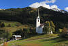 Pfarrkirche Sankt Anna Alpendorf Hirschegg Foto in Kleinwalsertal Bergland Naturbild