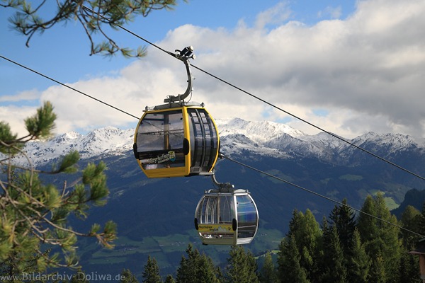 Penkenbahn Mayrhofen-Zillertal Gipfelfahrt in Hochgebirge Alpen Bergbahnwagons Naturfoto