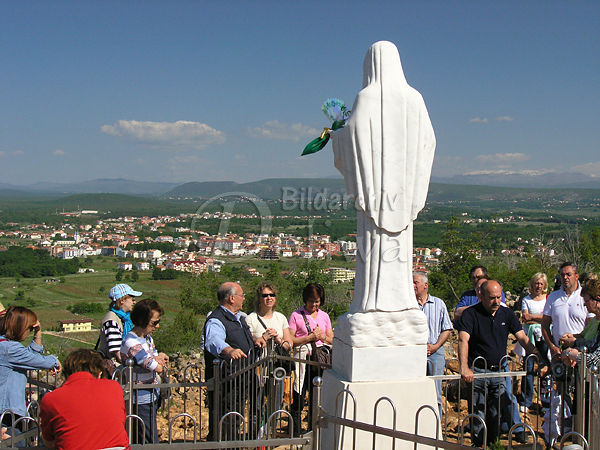 Medjugorie Pilgergruppe Foto Besucher heiligen Maria Statue Bild