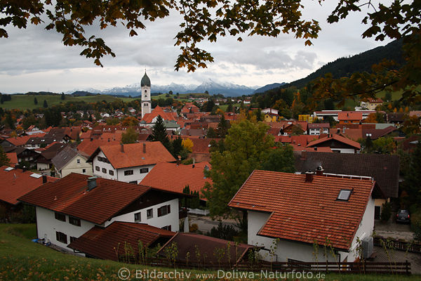 Nesselwang D�cher Bergstadt Sicht auf Allg�uer Alpen