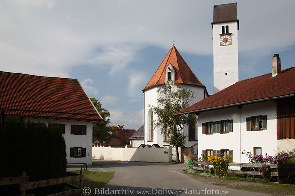 Waltenhofen Kirche Sankt Georg Strassenbild 811721 Schwangau-Foto Allgu Dorf