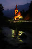 913885_Ramsauer Kirche Nachtbild Lichtstimmung an Ache-Brcke Fluss Bergland
