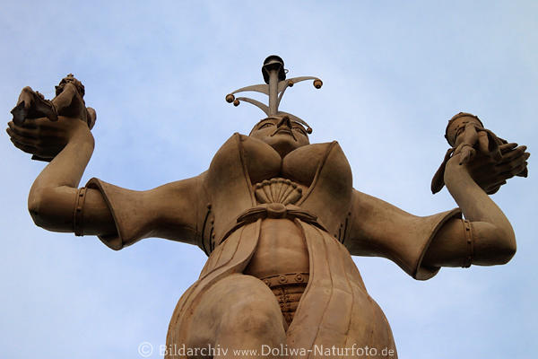 Imperia Monument von Peter Lenk in Hafen Konstanz Wahrzeichen am Bodensee
