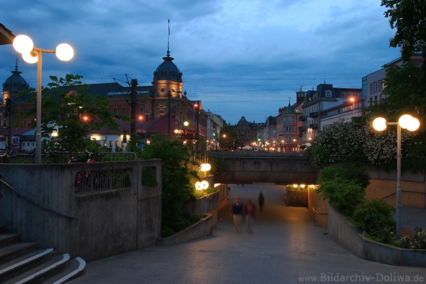 Konstanz Brcke-Unterfhrung Nachtfoto Fugnger-Tunnel zum Zentrum