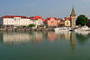 600364_ Insel Lindau Hotels am Hafen in Fotografie der Lindauer Altstadt an Hafenbucht, Hafenpanorama