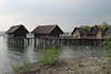 Stelzenbau urige Pfahlhtten in Wasser Bodensee Freilichtmuseum Unteruhldingen