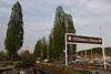 600489_ Willkommen in Uhldingen Schild & Bume am Yachthafen, Hafen Foto, Unteruhldingen, berlinger See