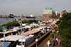 54801_ Hafenpromenade Foto, Spaziergang am Hamburger Fischmarkt, Hafenmarkt an Elbe Blick von oben
