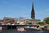 54187_ Einfahrt zum Binnenhafen unter Niederbaumbrücke vor St. Nikolai Kirchturm in Hamburg Hafenfoto