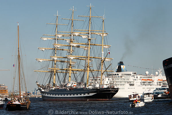 Segelschiff Krusenstern (Padua) Schiffsparade Hafengeburtstag