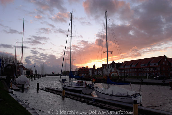 Glckstadt Wasserfluss Landschaft am Hafen Abendstimmung Sonnenuntergang