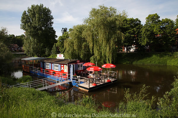 Hiddos Arche Fotos Hitzacker Fluss-Caf auf Barke Hausboot im Wasserkanal