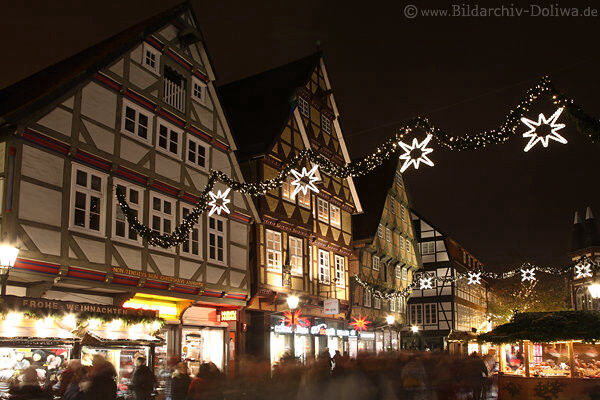 Adventmarkt Celle Altstadt historische Fachwerkhäuser Weihnachtsmarkt Nachtlichter
