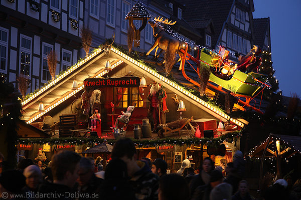 Rentierschlitten Knecht Ruprecht Adventhütte Weihnachtsmarkt Celle Nachtfoto