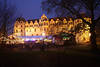 Celle Schloss Weihnachtsmarkt Nacht-Adventbild unter Blauhimmel
