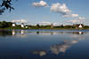905104_Mhlensee Wasser Landschaft Fotografie Blick auf Wind-Mhlen Museum unter Wolken