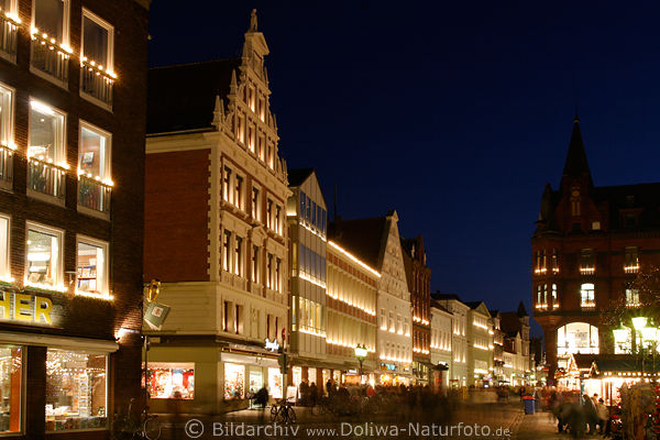 Lneburg Nachtlichter-Foto: Bardowicker-Bckerstrasse Am Markt in Weihnachtszeit