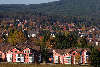 Braunlage Häuser Dächer Herbstblick Foto Harz Bergstadt Urlaub in Naturwald Harzgebirge