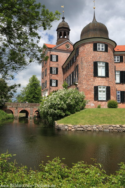 Hochburg Trme Wallgraben Eutiner Schloss Wasserbrcke Lichtstimmung