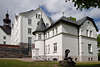 702094_ Schloss Pln Palast weisse Residenz Mauer Trme