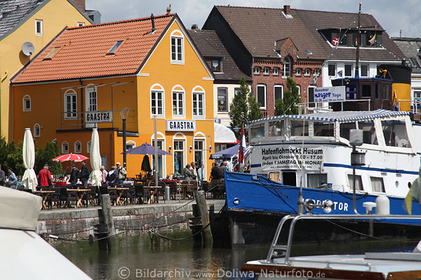 Husumer Hafencaf Gaastra Haus am Nordertor im Binnenhafen