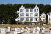 42097_Usedom Hotel Germania in Seebad Bansin Foto Bäderarchitektur & Strandkörbe am Meer