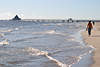 42128_Barfuß im Sand Strand Meerwasser Promenade Foto spazieren vor Seebrücke Pyramide Heringsdorf gehe