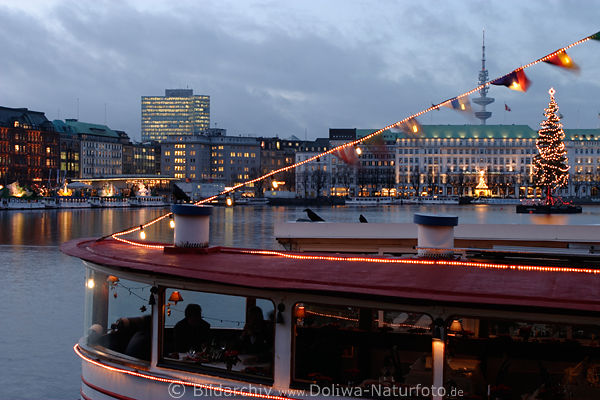 Schiffsrestaurant Foto Alster City Lichter Panorama Tannenbaum Hotel Vier-Jahreszeiten in D�mmerung