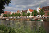 Lübeck Holstenhafen Schiffe in Wasser Untertrave Ufer-Häuser Architektur