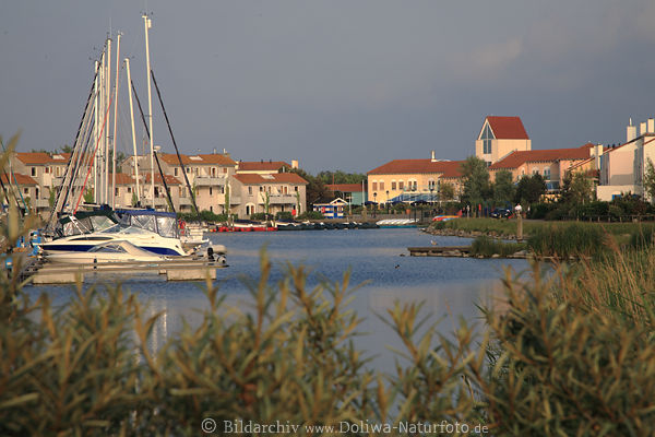 Port Zelande Foto Marina Wasserbucht Wohnpark am Meer Ferienhuser Jachthafen Center Parcs