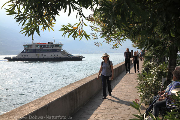 Limone Uferpromende Gardasee Schiff F�hre
