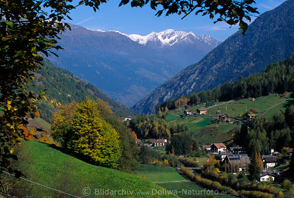 Sdtirol Martelltal Bergpanorama mit Alpendorf Gand