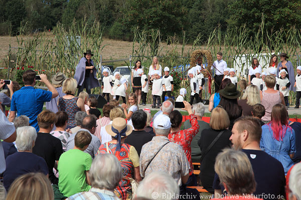 Erntedankfest Kinder Bhnenauftritt