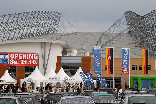 Snow-Dome von Aussen Schihalle Bispingen Dachkonstruktion