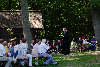 58931_ Pastor Ottomar Fricke Foto predigt in Wilsede während Sonntagsmesse unter freiem Himmel im Grünen