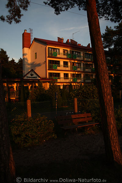Malinwka Hotel Unterkunft Caf am Strand Lasmiady-See