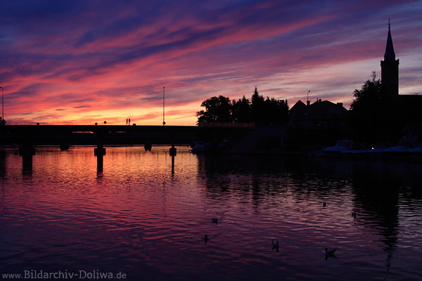 Nachthimmel Nikolaiken-See Farbenpracht Masuren Wasserbucht Brücke Kirchturm