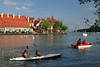 Nikolaiken See Masurenbild Wasserlandschaft Paddler Trettboot Tour Reise Foto