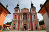 Heilige Linde neuer Glanz Lachsfarben Wallfahrtskirche bunte Fassade Eingang Doppelturm