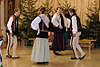 40456_Jaselka, Jaselki Foto - Krippenspiel Tanz in Kirche vor Altar, Jugend Tanzgruppe in traditionellen Trachten