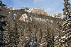 40736_Felsen Chocholowskie Mönche Bergblick Foto von Chocholowska-Tal über Regielwald in Schnee